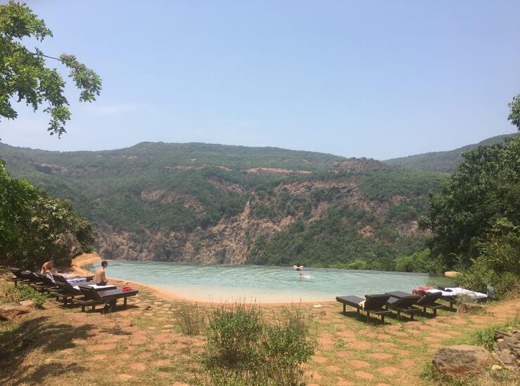 Эко-коттеджи в горах: отдых среди природы